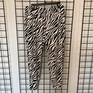 Cabi zebra jogger medium